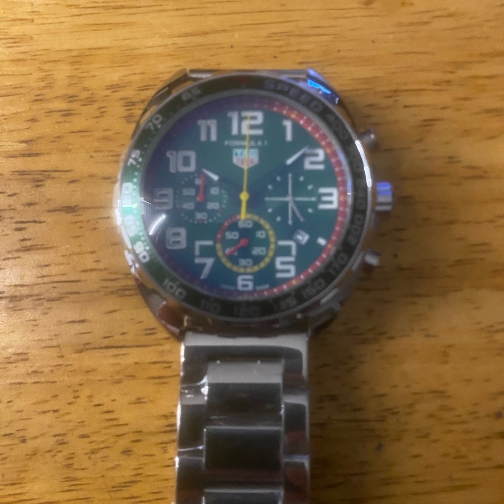 New Tag Heuer Formula 1 Green Dial Watch - Picture 3 of 5